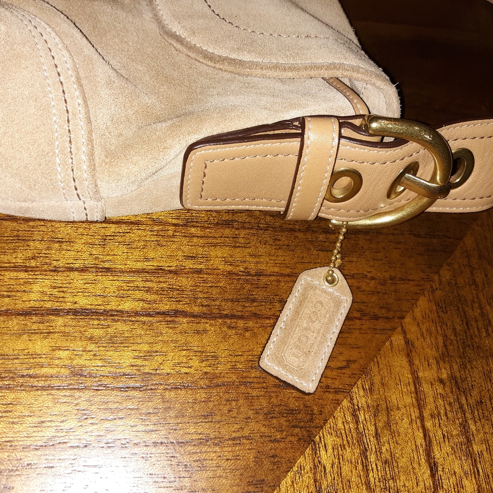 Coach purse - Picture 3 of 8